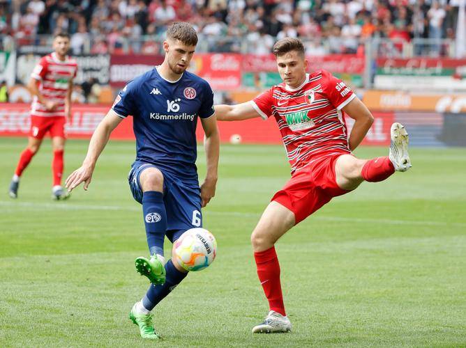 包含加时末段德甲传出新动向;罗马造点机会;管理层表态——球迷炸锅;临场指挥获称赞的词条 包含加时末段德甲传出新动向;罗马造点机会;管理层表态——球迷炸锅;临场指挥获称赞的词条