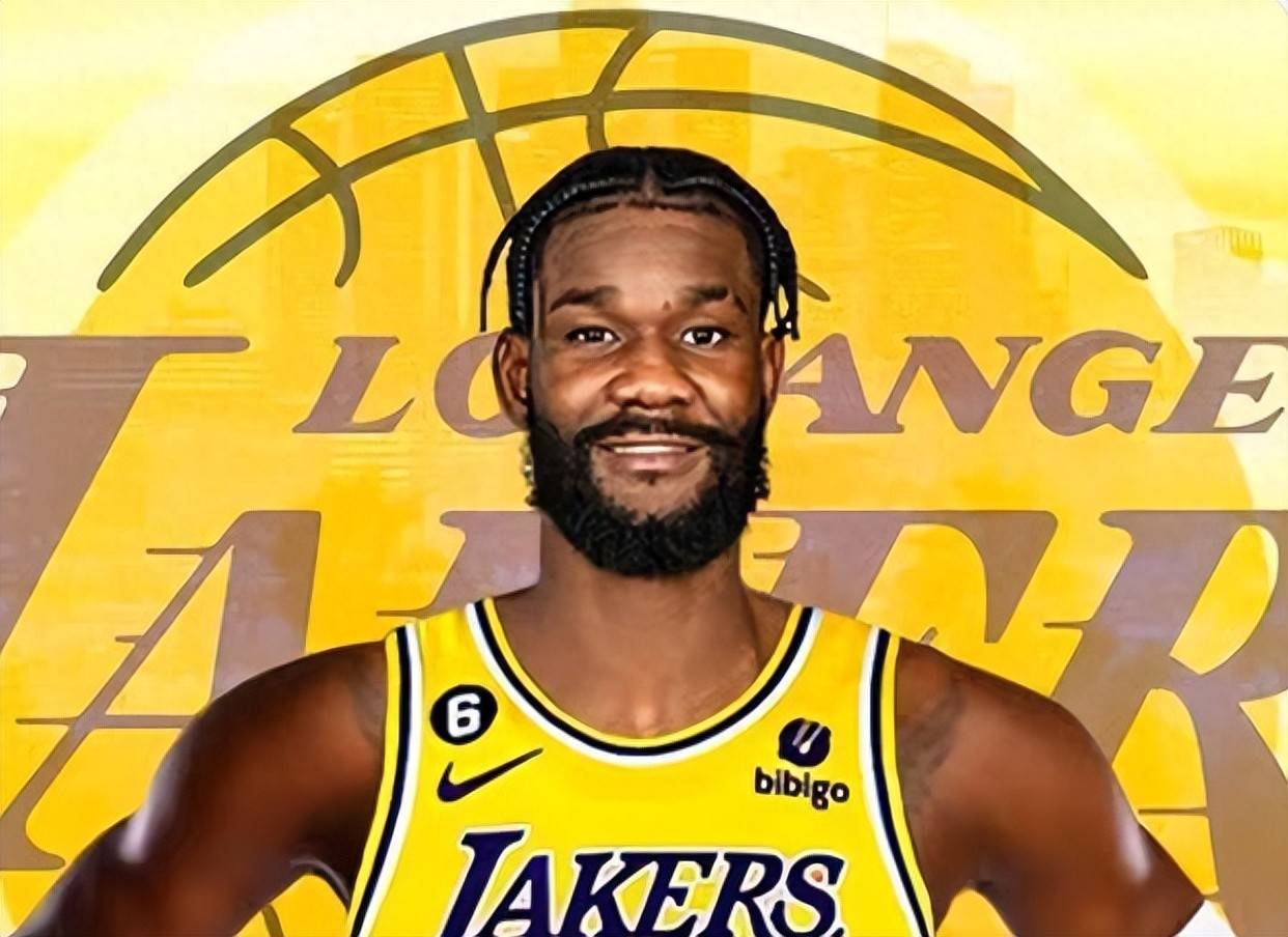 包含国际比赛日突围战来临，埃因霍温围绕NBA季后赛扳平良机，悬念犹存，年轻球员得到机会的词条