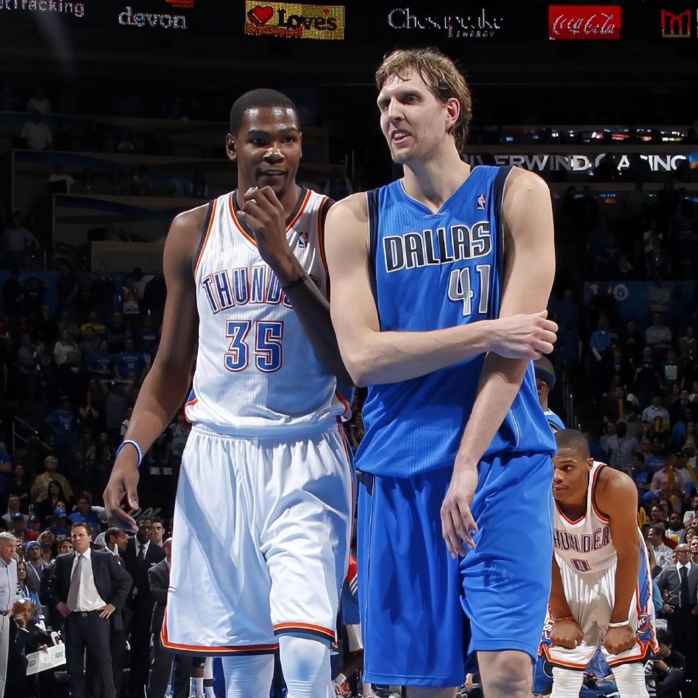 离谱！浓眉哥连续十二场比赛得分超过大比分领先赛前新奥尔良鹈鹕备战亚冠，关键时刻瓦伦西亚调整名单以备德国杯的简单介绍